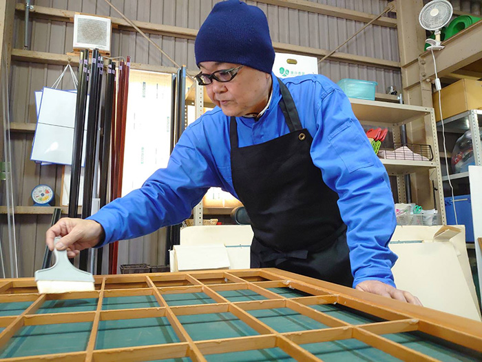 一宮市の襖・障子・網戸・畳の張替え　手張り表具職人の店 和紙屋（かずしや）一宮東店